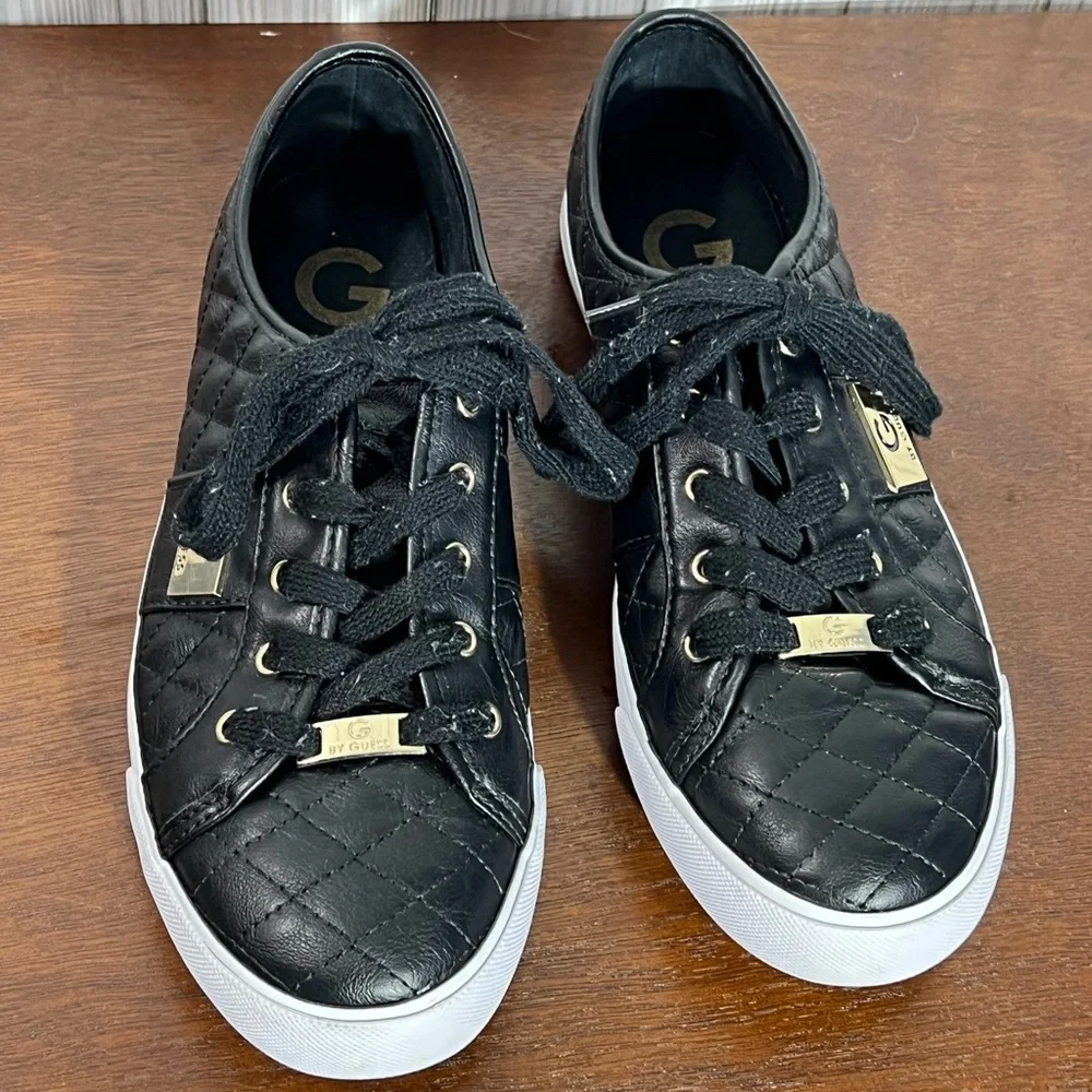 G by Guess Black Lace Up Shoes - Picture 3 of 9